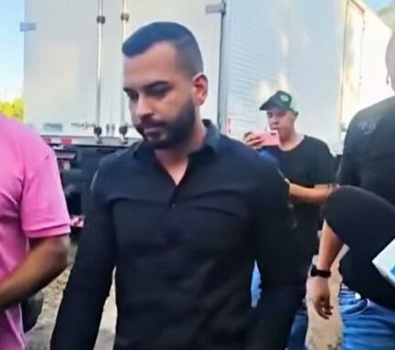 Ilustração da notícia Empresário é preso no Paraná acusado de golpe milionário; vítima de Costa Rica relata prejuízo de R$ 280 mil